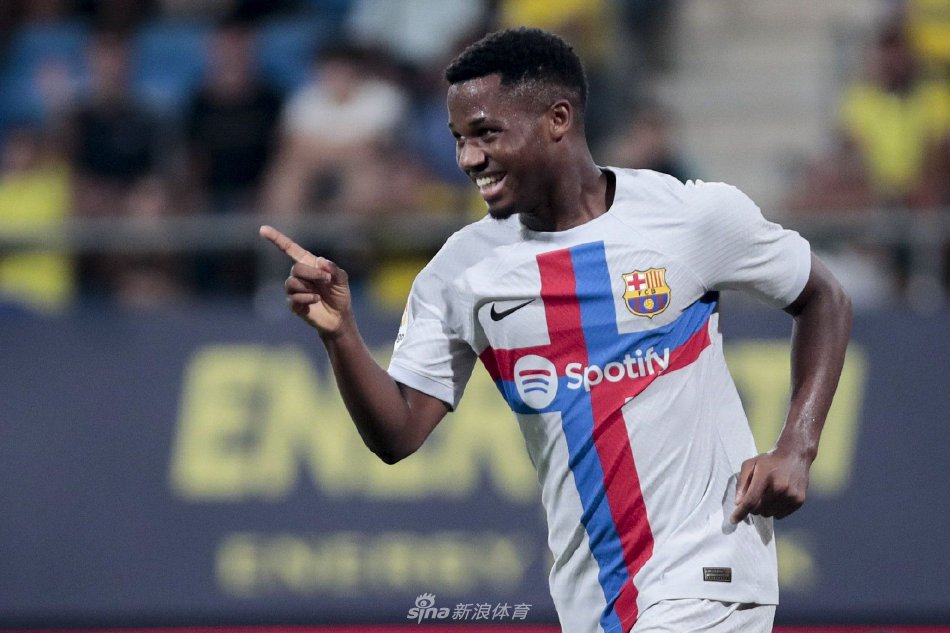 他在右路既 他在右路既