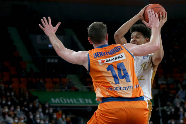 球队之间的 球队之间的