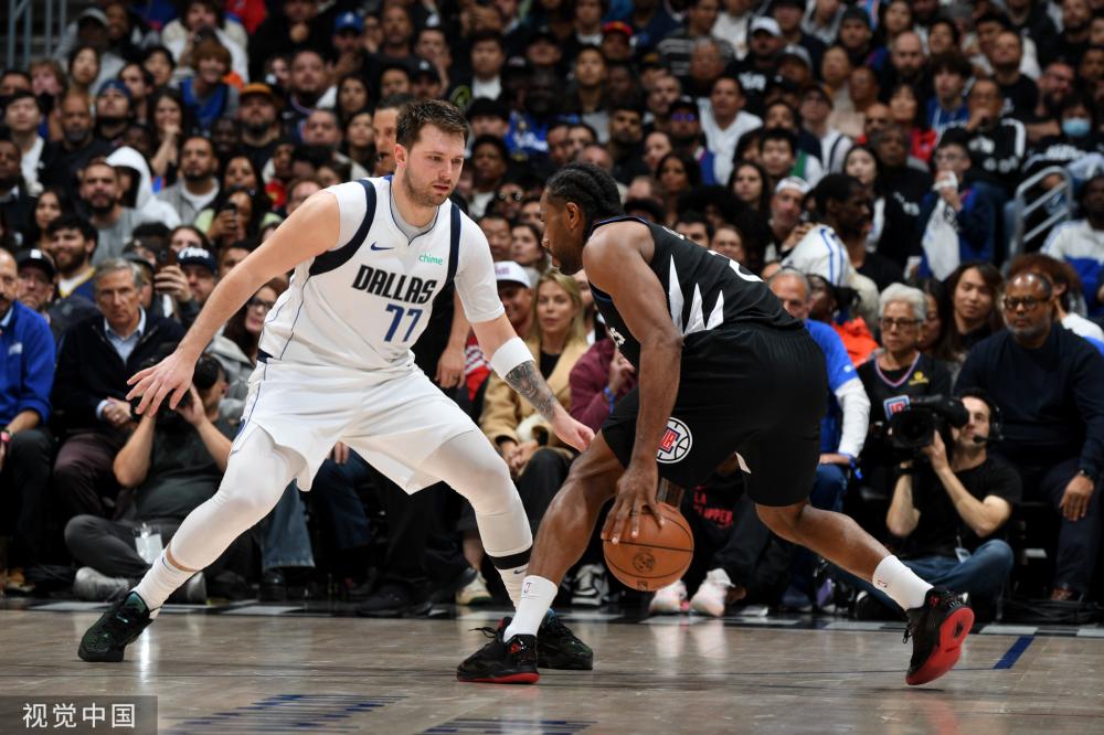 他在篮板争 他在篮板争